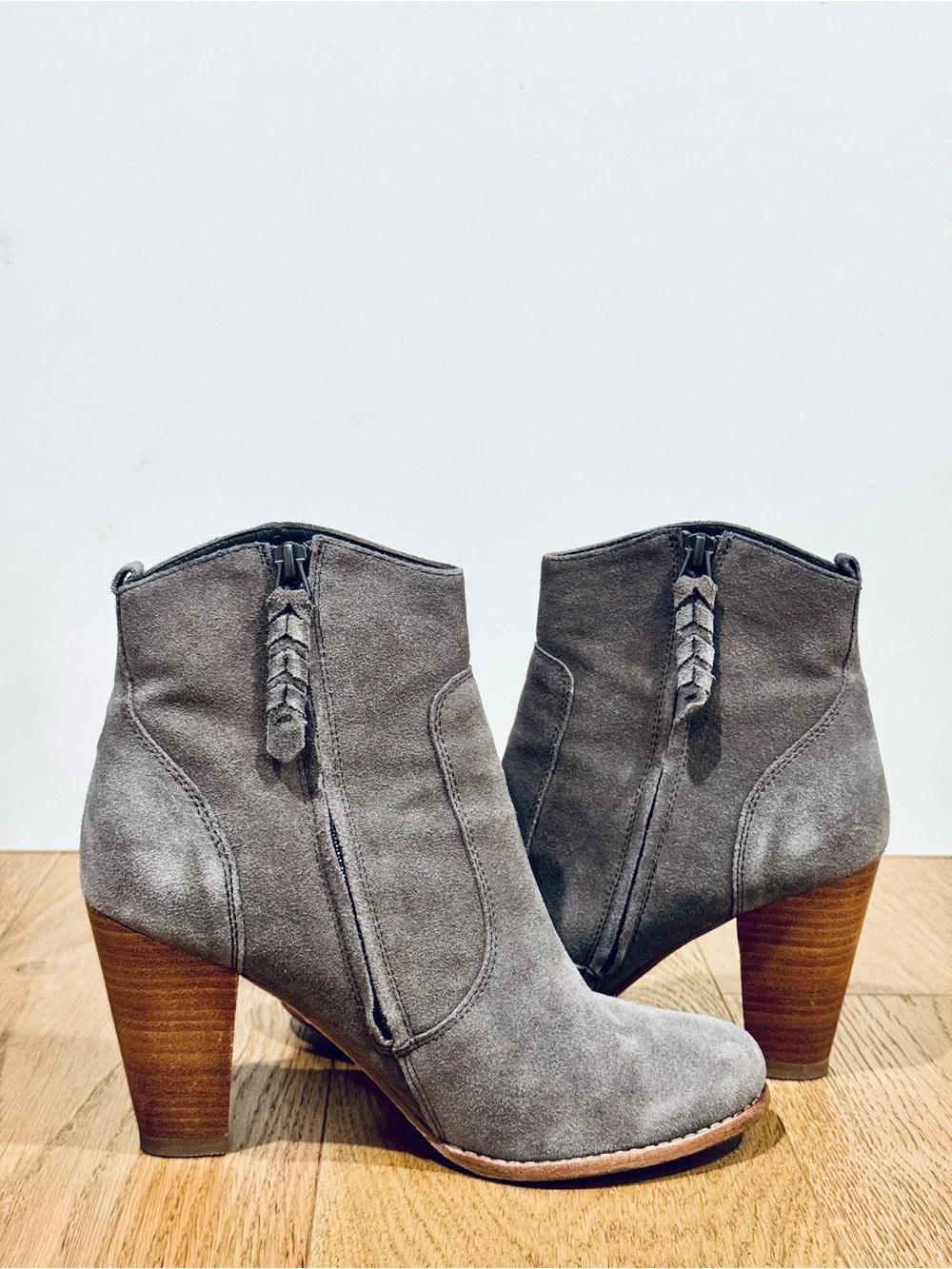 Joie Boho Western Festival Cowgirl Gray Suede Ankle Booties 4